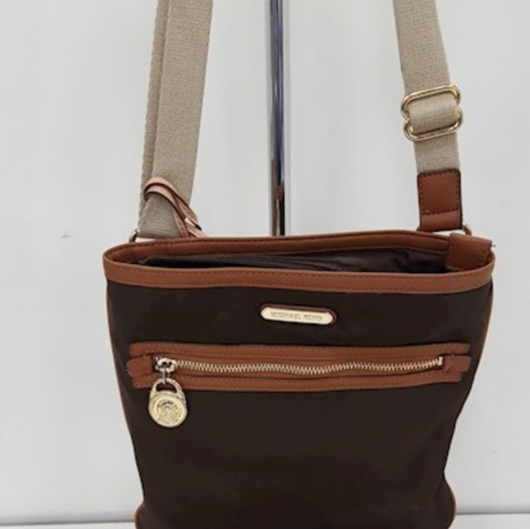 2 Michael Kors purses